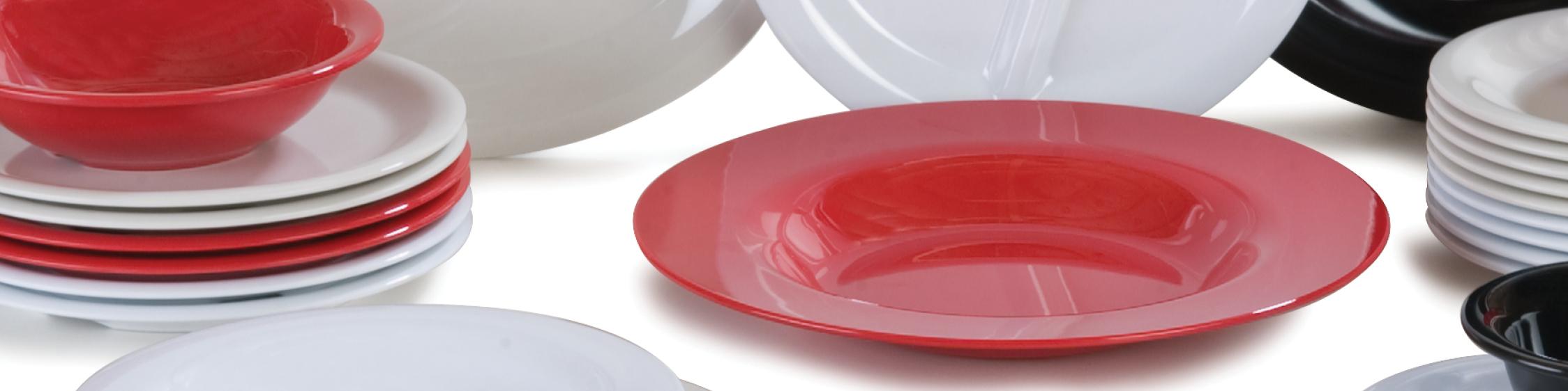 10.5 Pack of 12 Carlisle 3300005 Sierrus 3-Compartment / Divided Melamine Plates Red